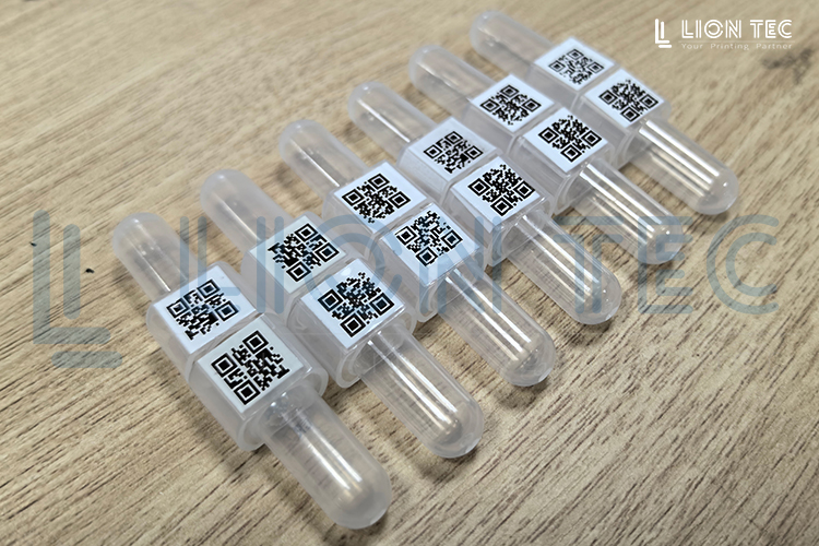 二维码UV喷码机在医疗试剂管上的应用