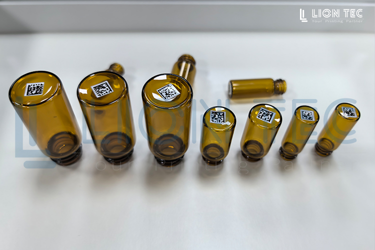 如何实现西林瓶可追溯?UV喷码机一站式解决方案