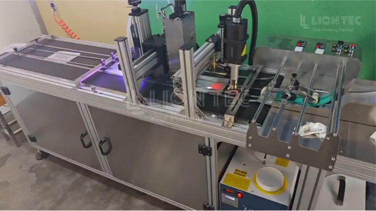 包装追溯码UV喷码机流水线